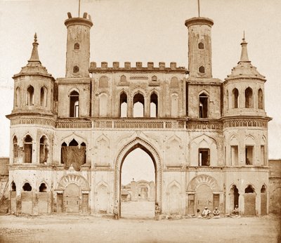 Gateway of the small Emaum Bara by Felice Beato